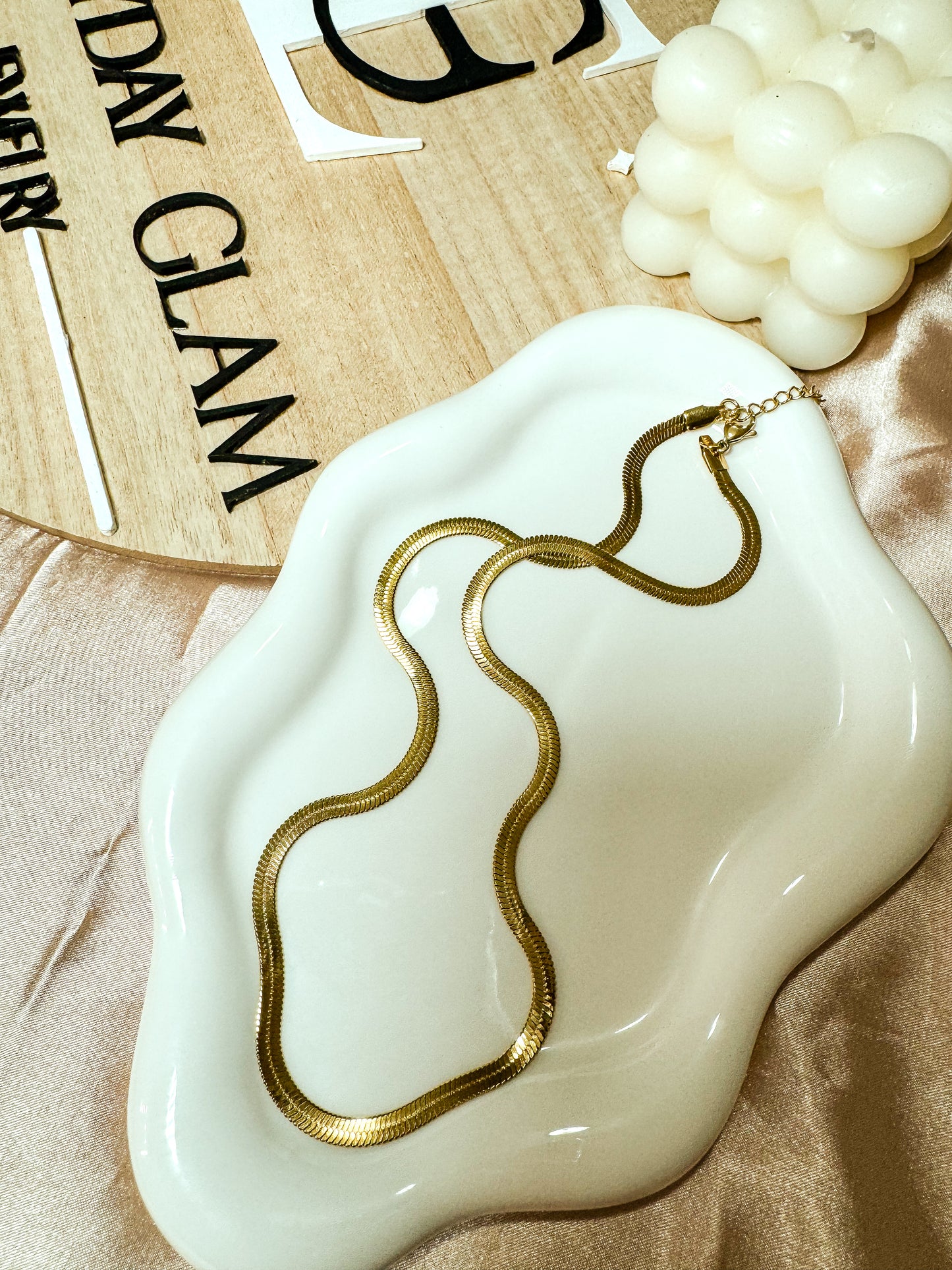 Stella Necklace