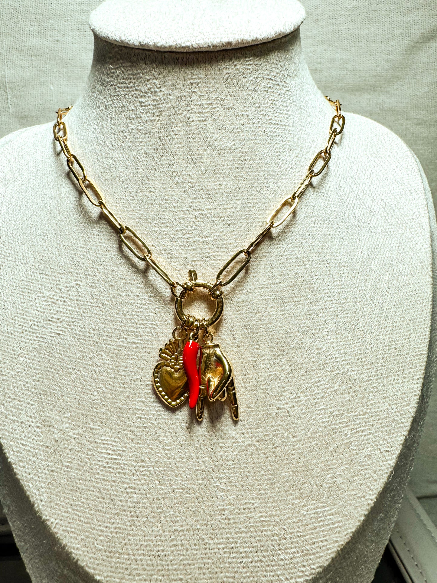 Helen necklace