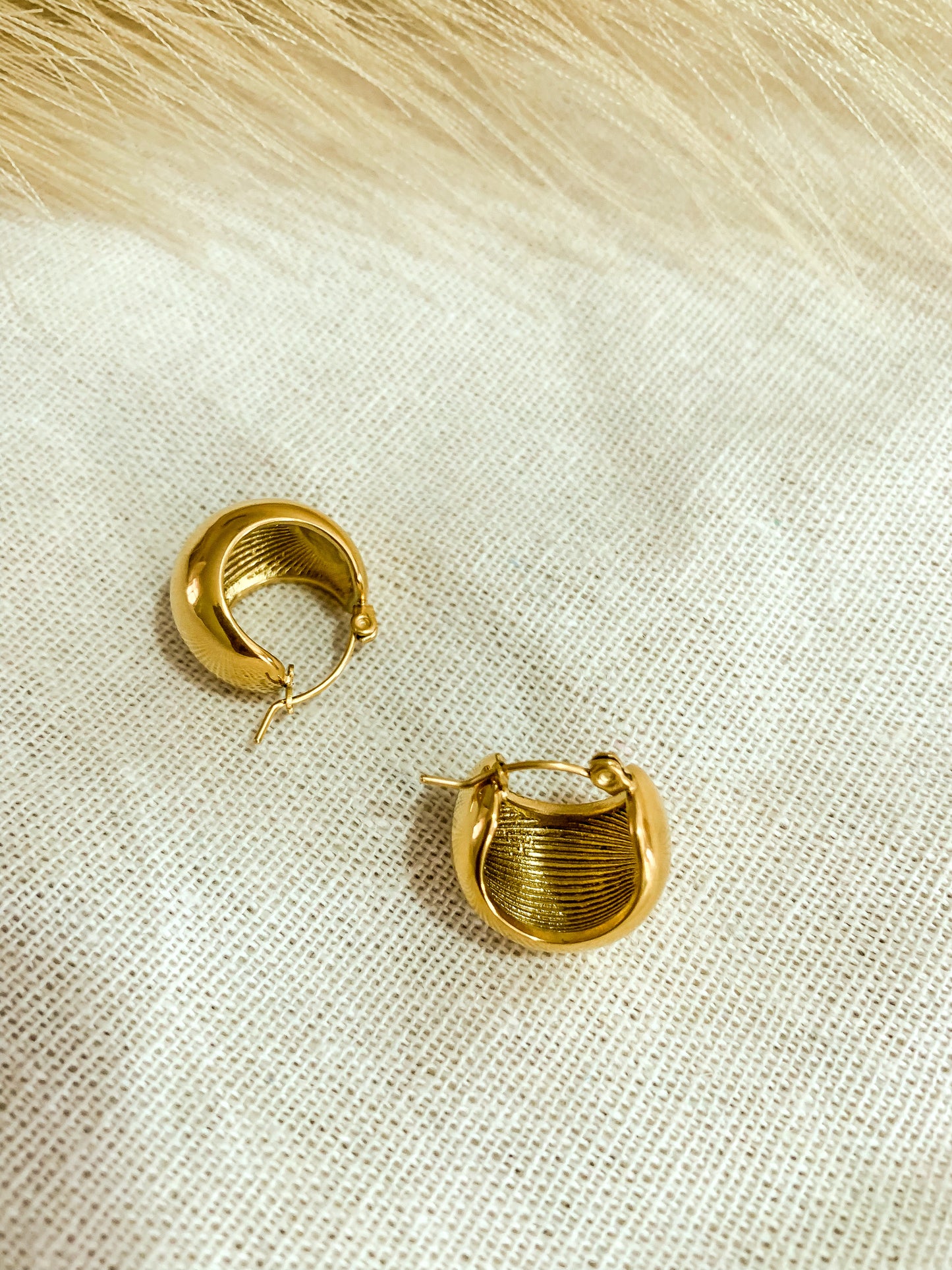 Mary Earrings